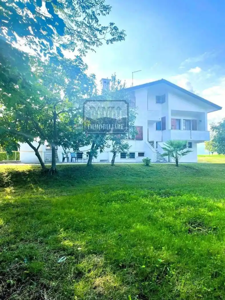 Villa in vendita a Nervesa della Battaglia