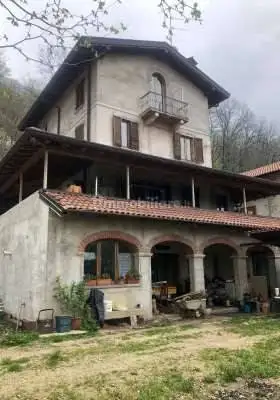 Appartamento in asta a Arcisate