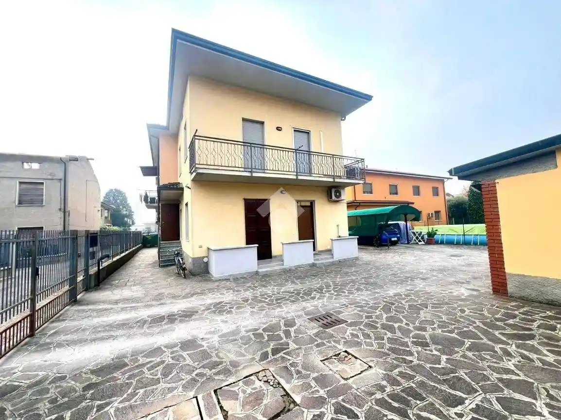 Appartamento in vendita a Caravaggio