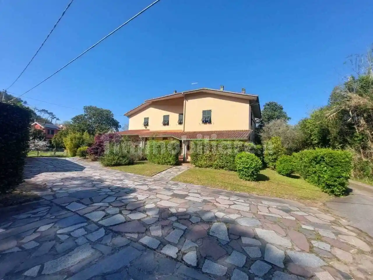 Casa indipendente in vendita a Ameglia