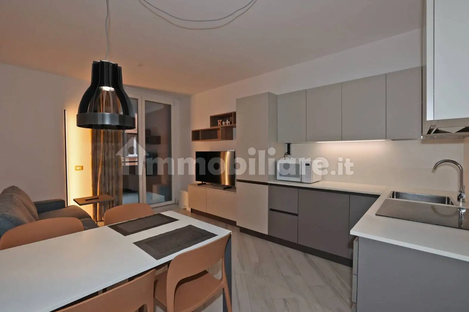 Appartamento in vendita a Bologna