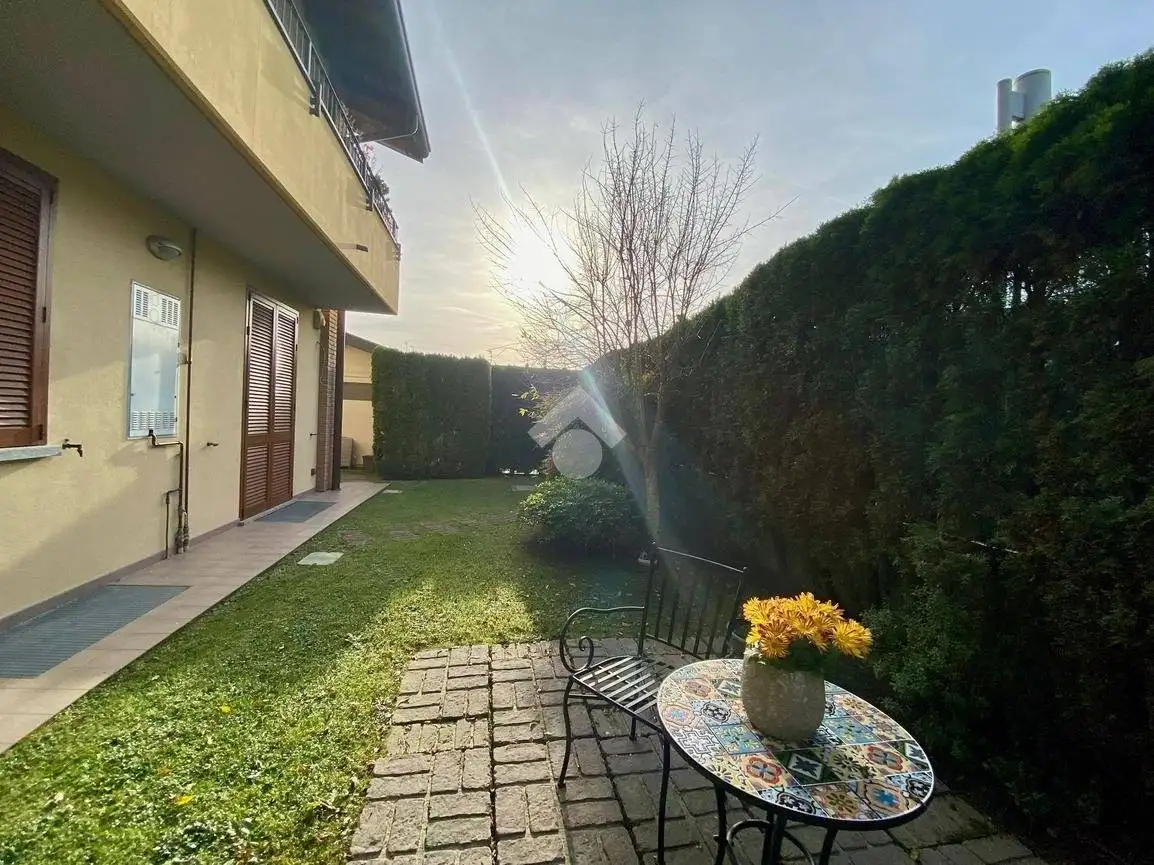 Bilocale via Fiume 21, Capiago Intimiano Olmeda, Capiago Intimiano - foto 3