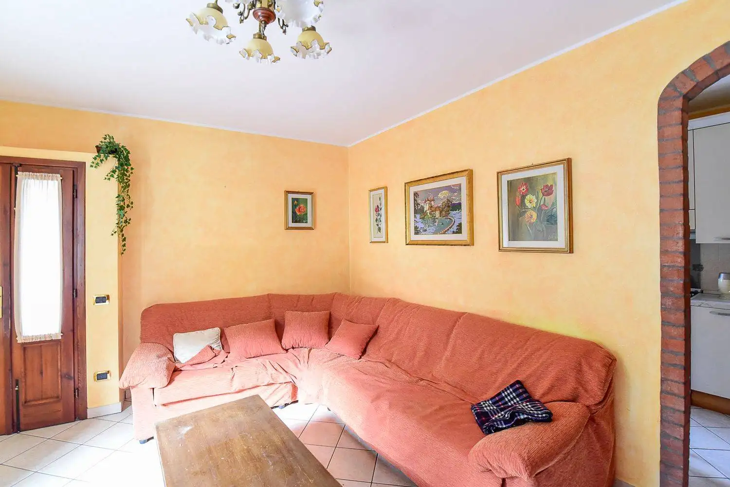 Terratetto plurifamiliare via Dr. Alessandro Magno Pizzagalli, Centro, Airuno - foto 3