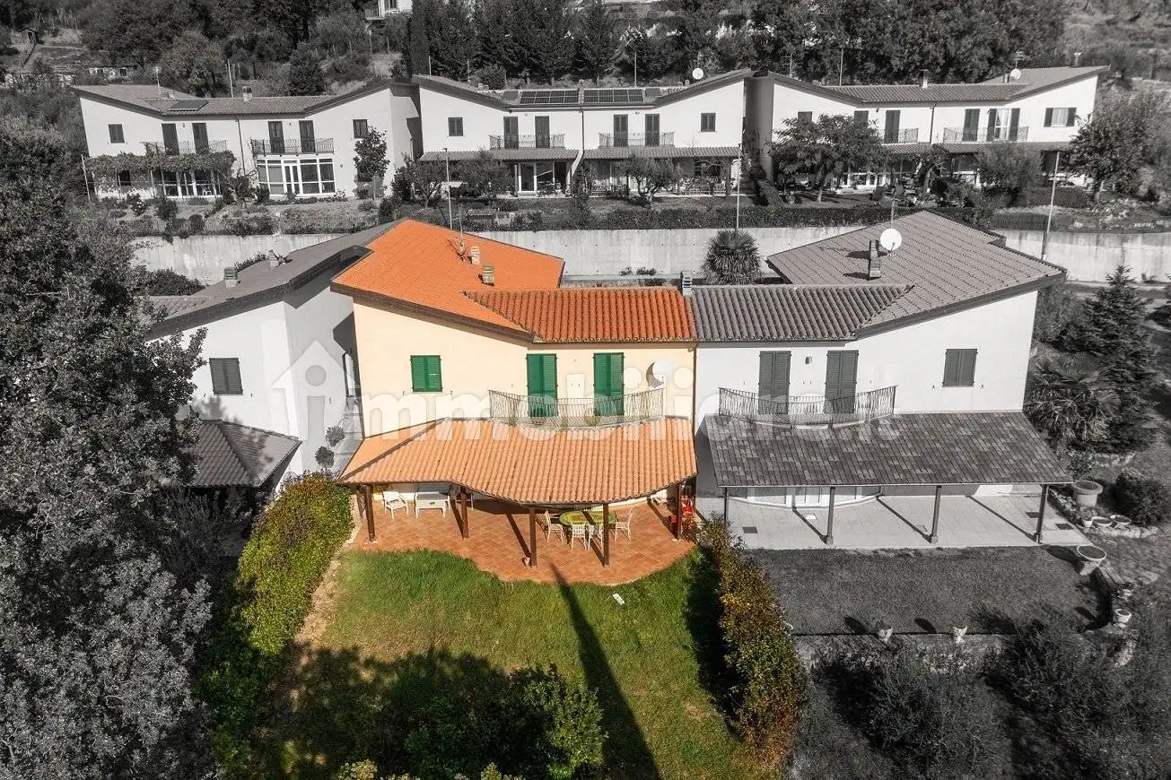 Villetta a schiera in vendita a Gualdo Cattaneo