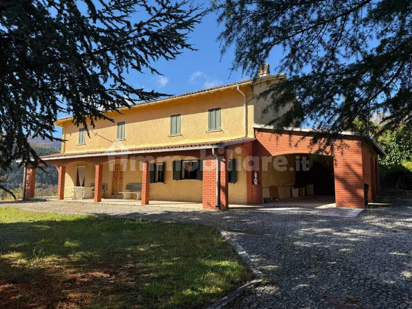 Villa in vendita a Tagliacozzo