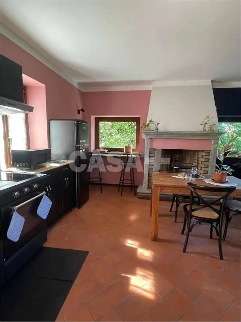 Appartamento in affitto a Azzate