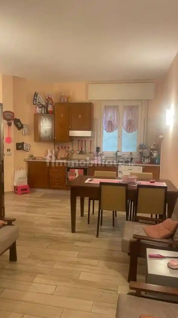 Appartamento in vendita a Parma