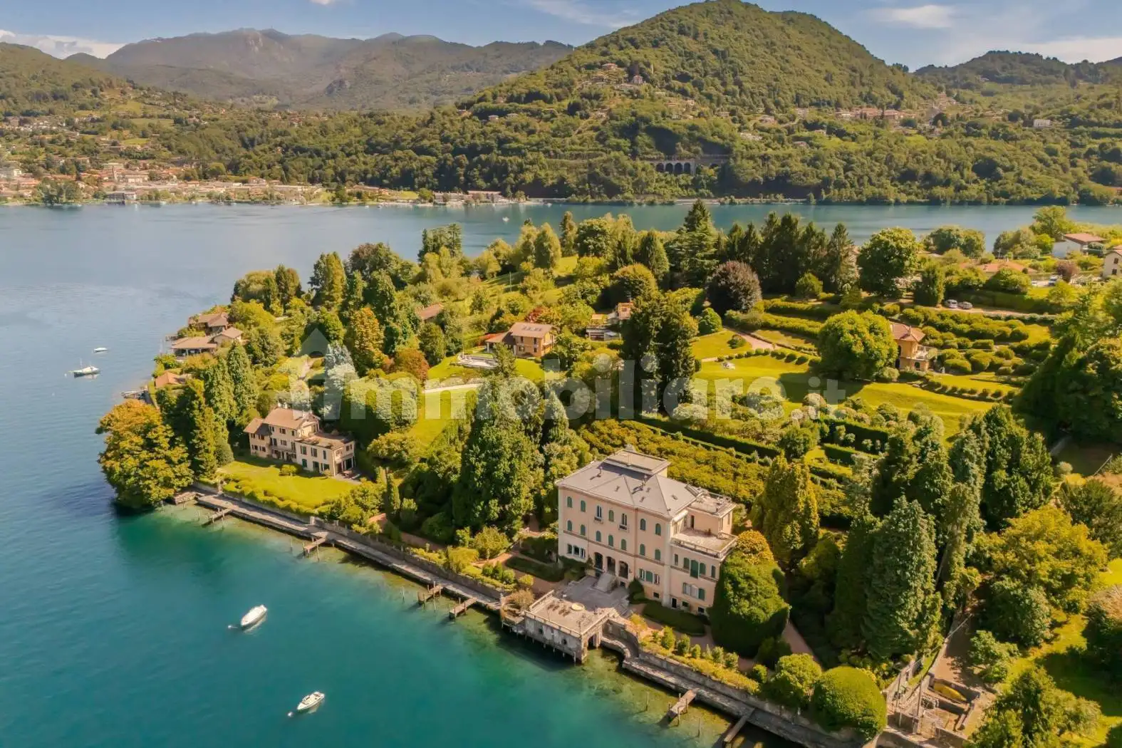 Appartamento in affitto a Orta San Giulio