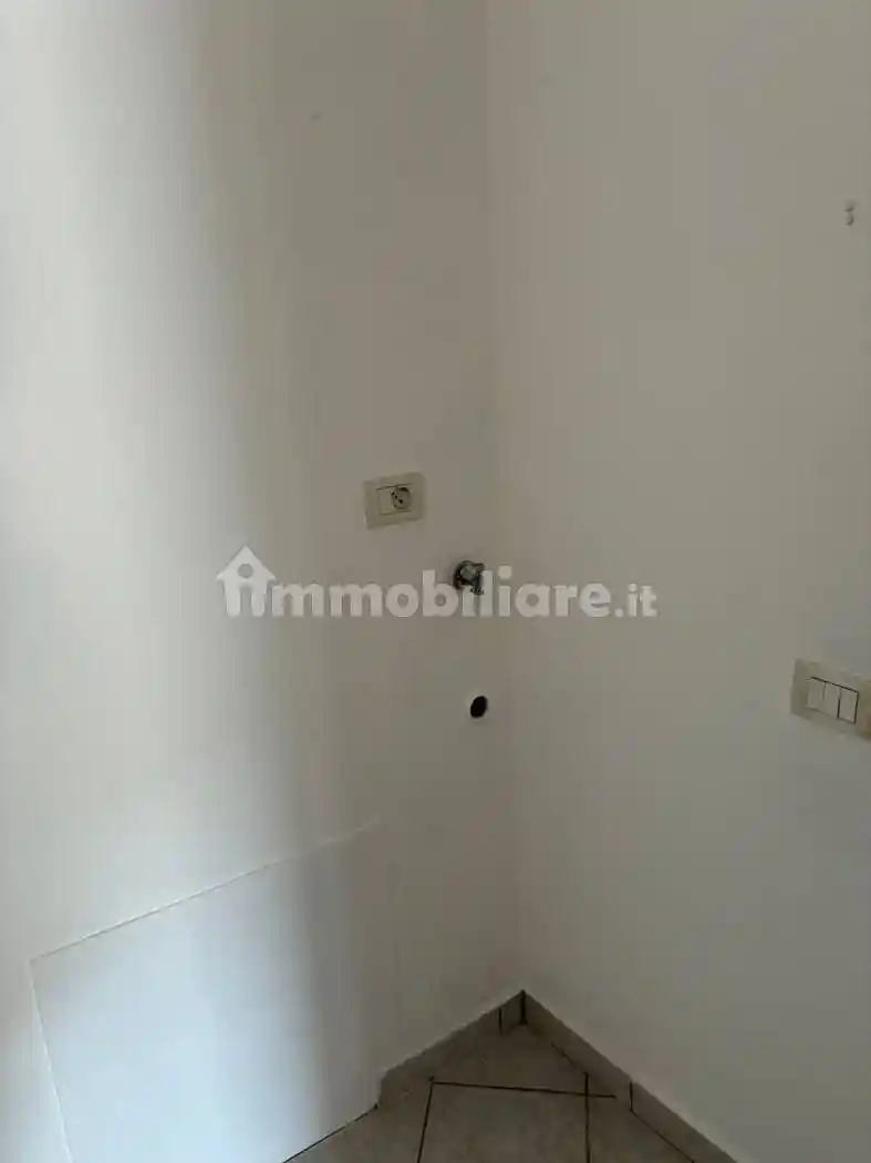 Terratetto unifamiliare 120 m², da ristrutturare, Casorate Sempione - foto 4