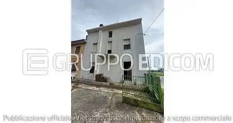 Casa indipendente in asta a Ariano nel Polesine