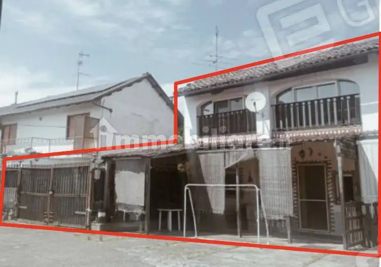 Casa indipendente in asta a Asigliano Vercellese
