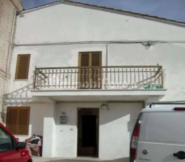 Casa indipendente in asta a Falerone