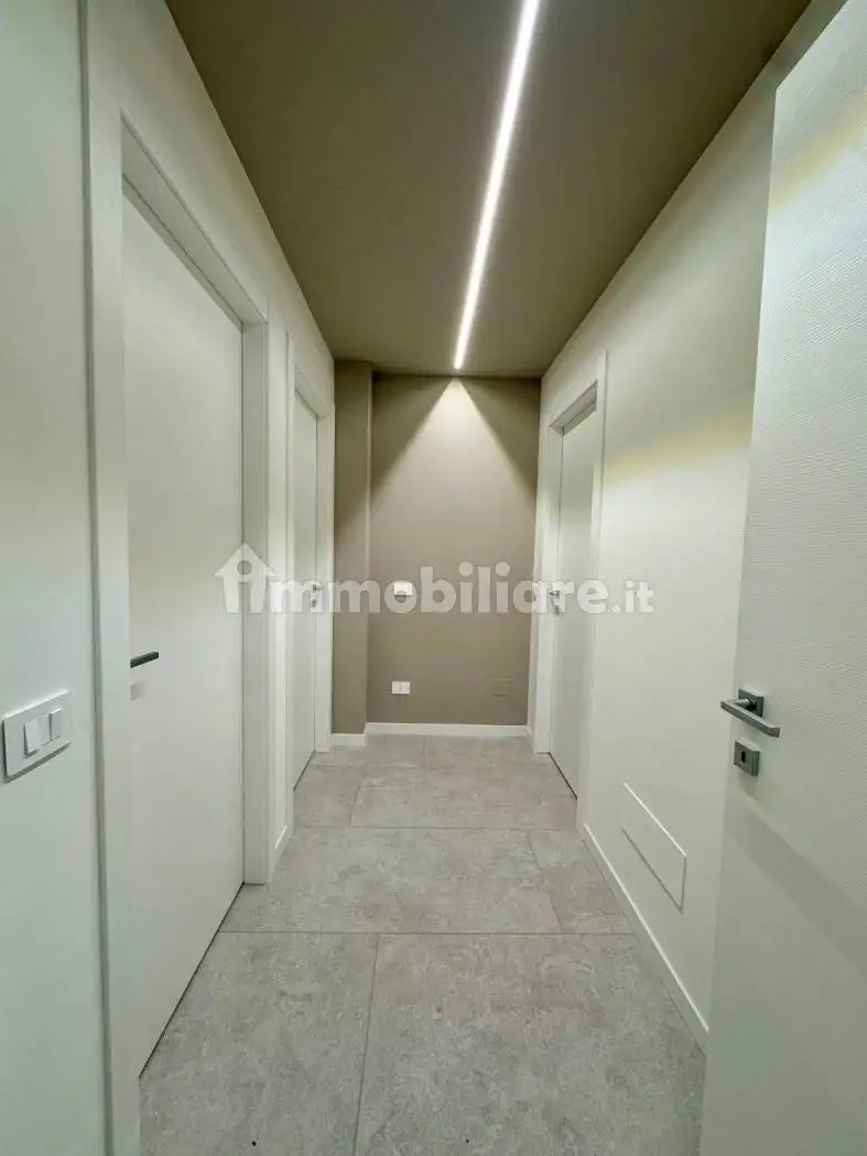 Trilocale via Alcide De Gasperi 26, Velate, Usmate Velate - foto 3