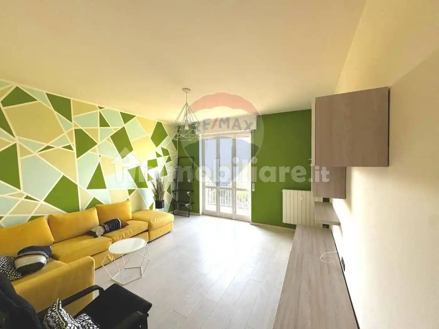 Bilocale via Guglielmo Marconi 12, Centro, Momo - foto 2