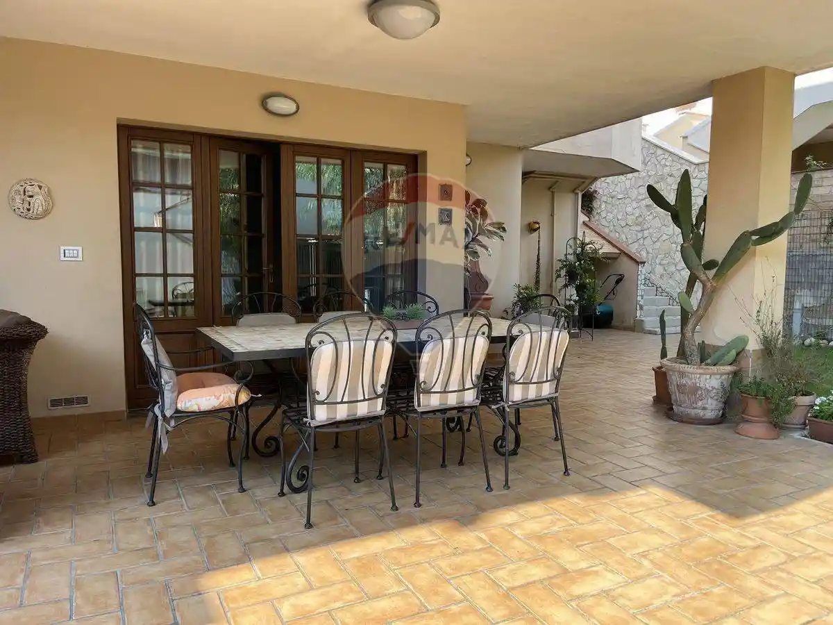 Villa unifamiliare, buono stato, 212 m², Centro, Francavilla al Mare - foto 2