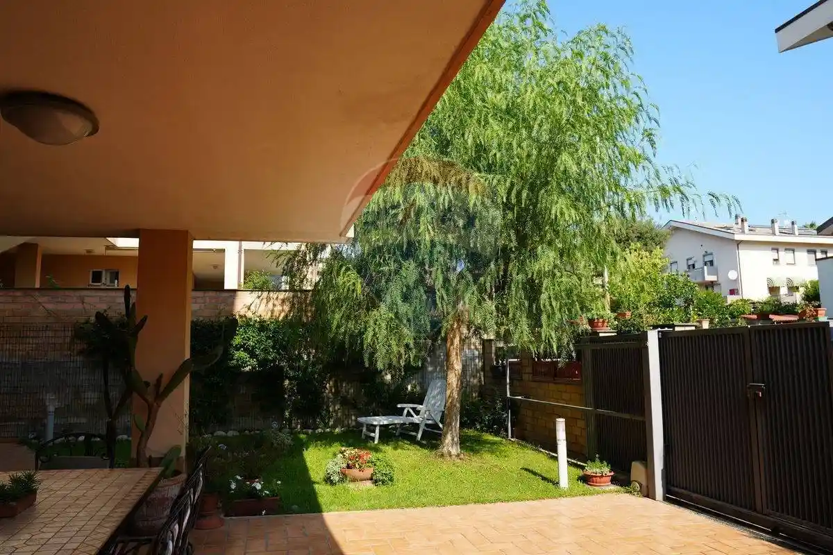 Villa unifamiliare, buono stato, 212 m², Centro, Francavilla al Mare - foto 3