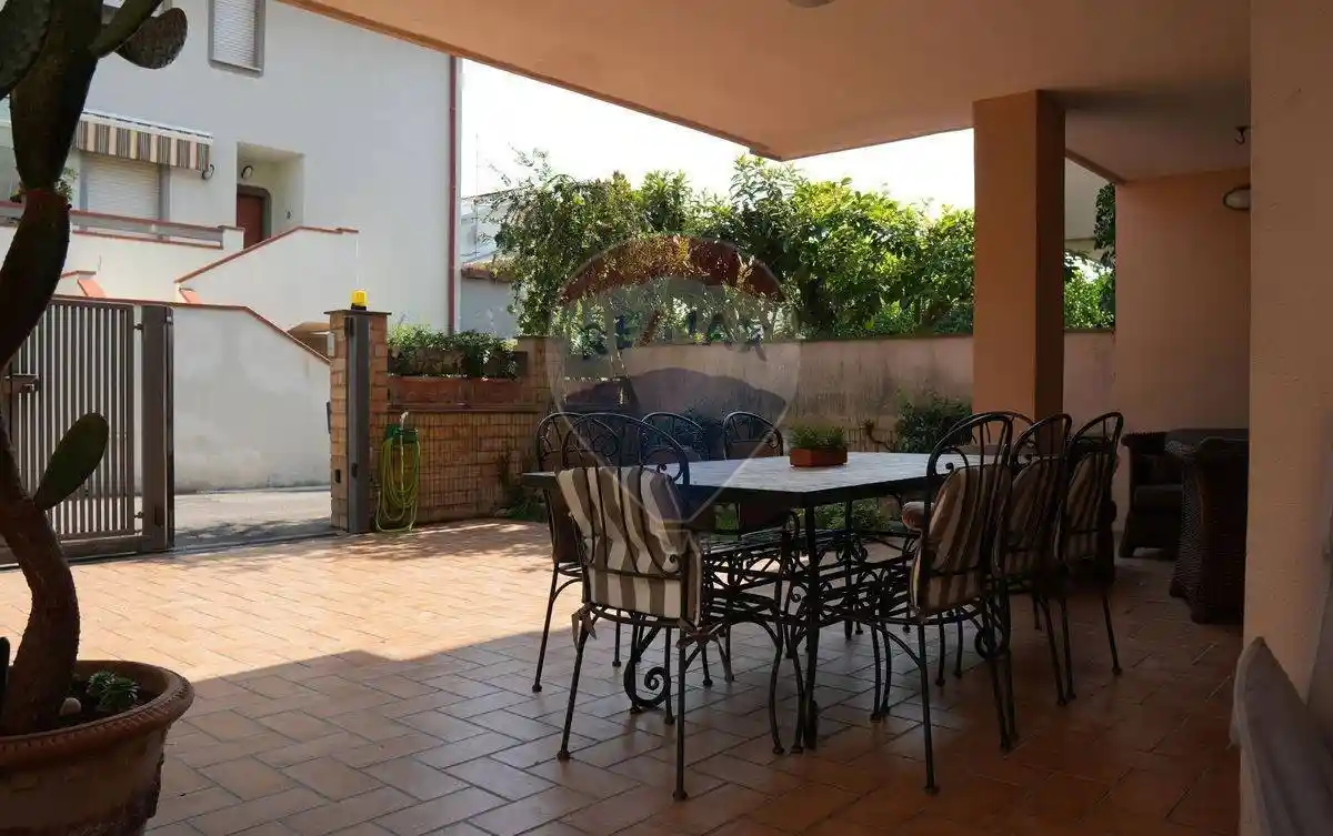 Villa unifamiliare, buono stato, 212 m², Centro, Francavilla al Mare - foto 5