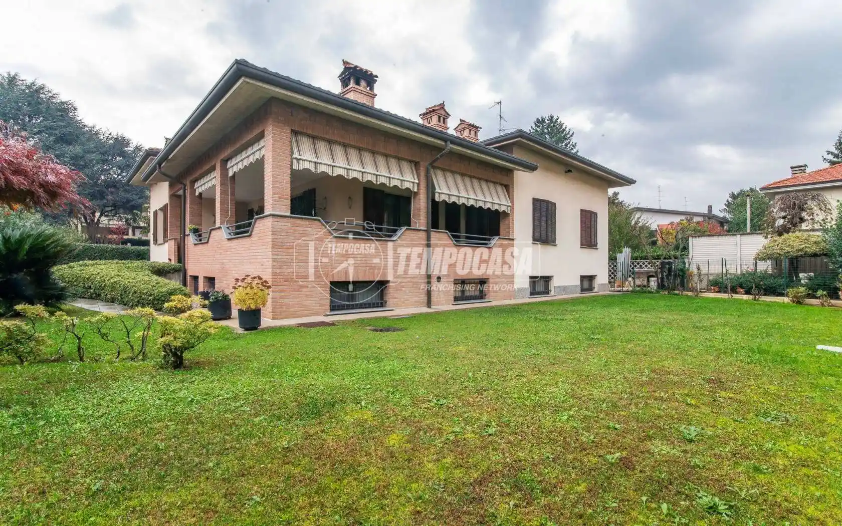 Villa in vendita a Saronno