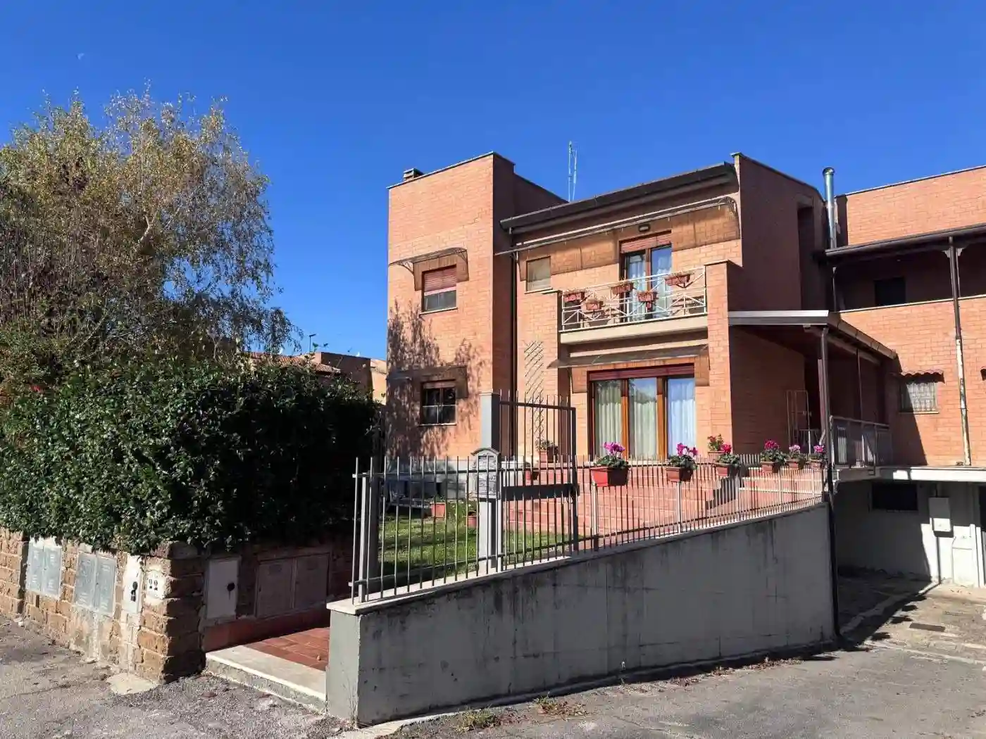 Villetta a schiera - foto 2