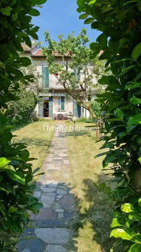 Villa bifamiliare via Fratelli Rosselli 14, Castello, Lecco - foto 4