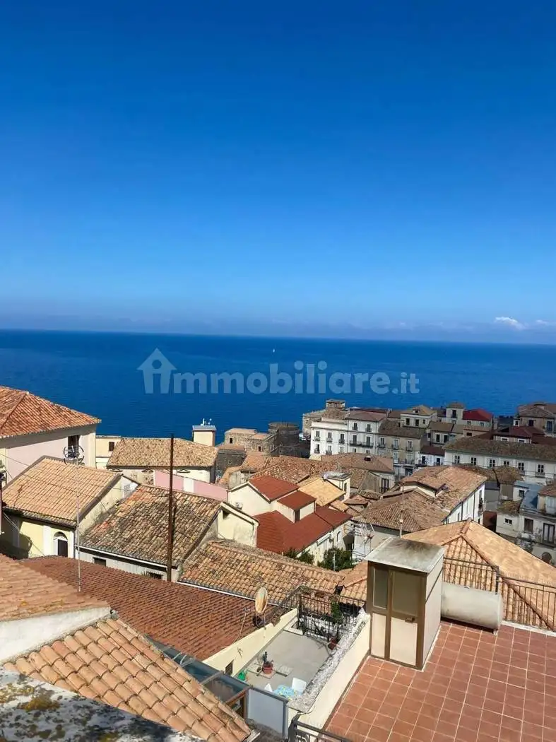 Appartamento in vendita a Pizzo