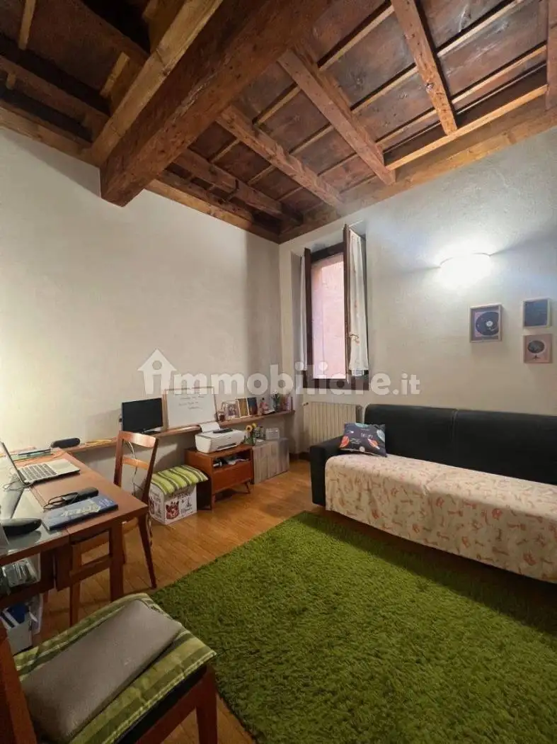 Appartamento in affitto a Mantova