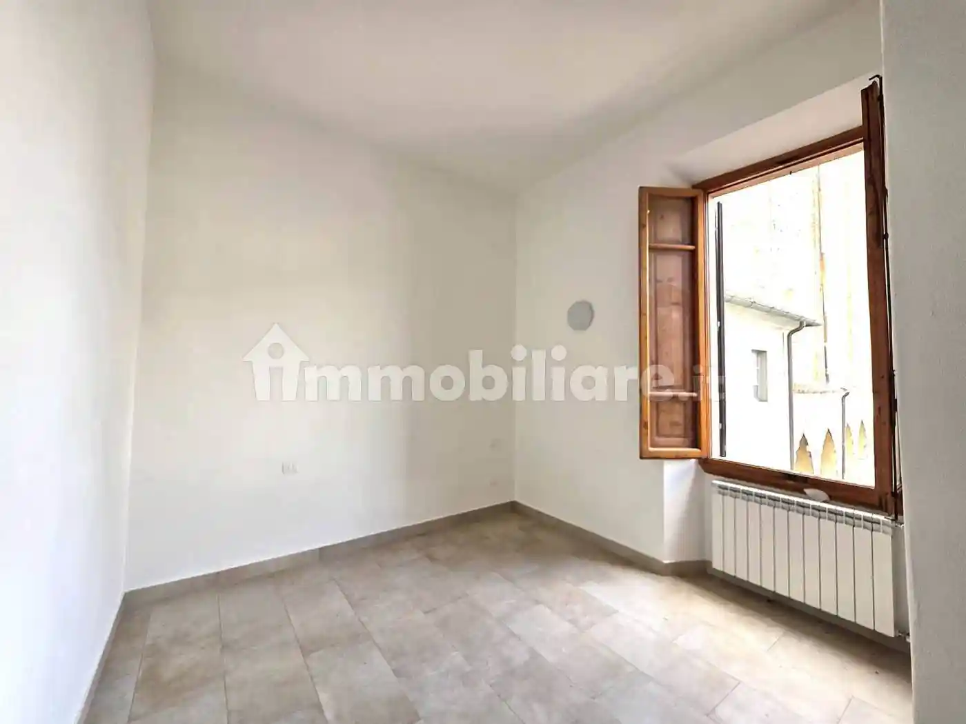 Bilocale via San Vincenzo 10, Centro Storico - Duomo, Prato - foto 2