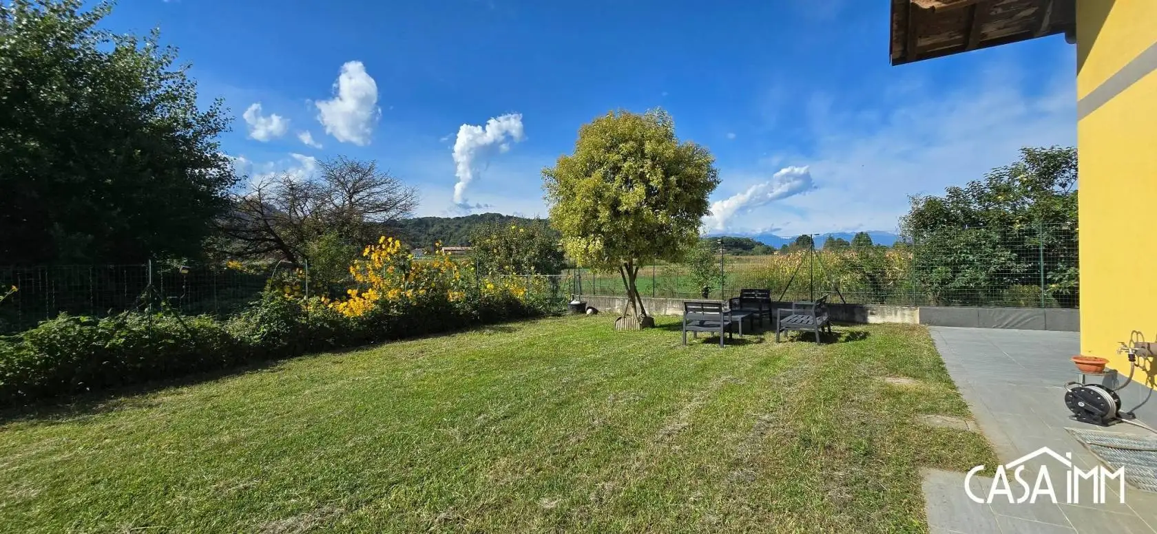 Villa plurifamiliare via Campo dei Fiori, Centro, Angera - foto 4