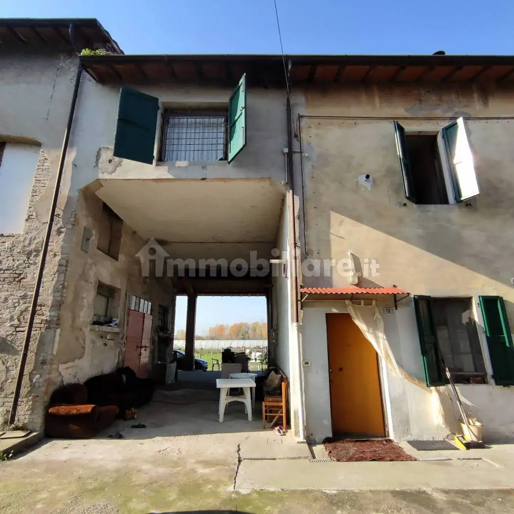 Rustico - Casale in vendita a Gattatico