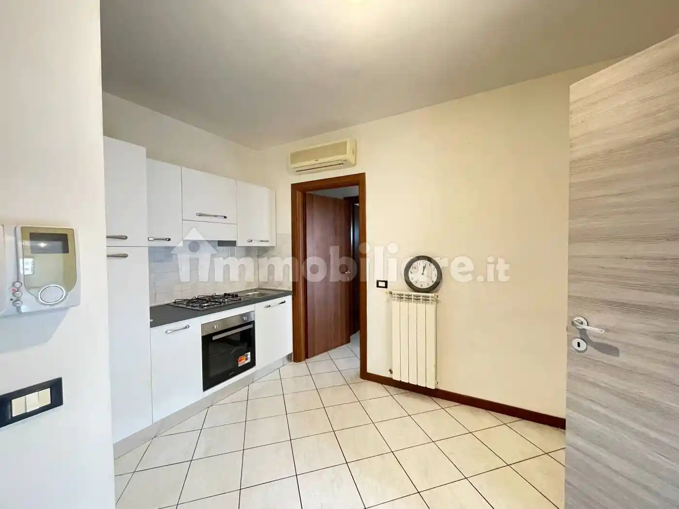 Bilocale via San Carlo da Sezze 88, Centro, Latina - foto 5