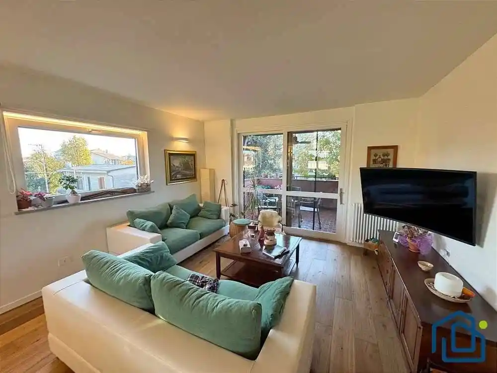 Appartamento in vendita a Bareggio