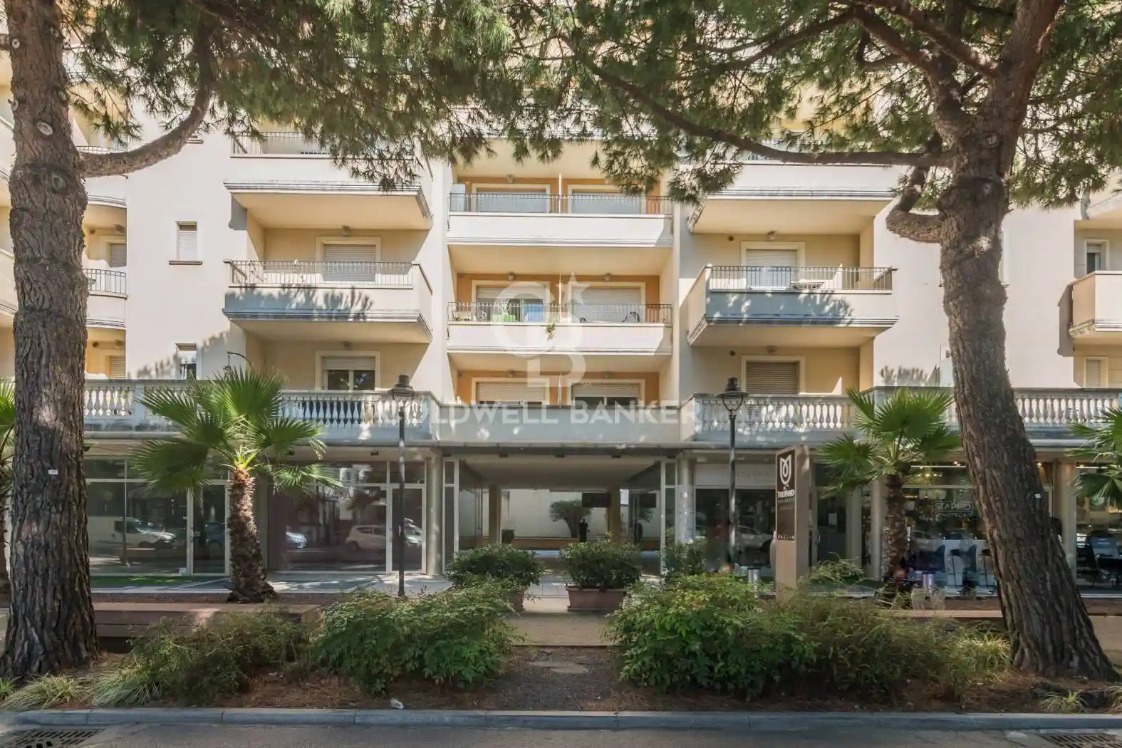 Palazzo - Edificio in Vendita - foto 2