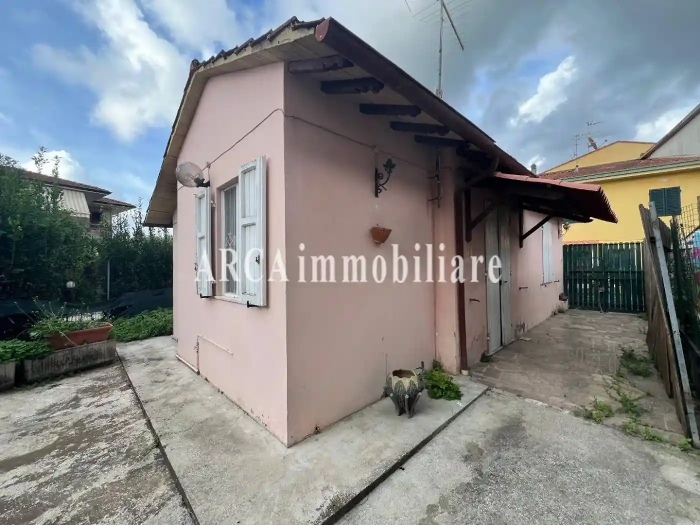 Terratetto unifamiliare 50 m², da ristrutturare, Piano di Mommio, Massarosa - foto 2