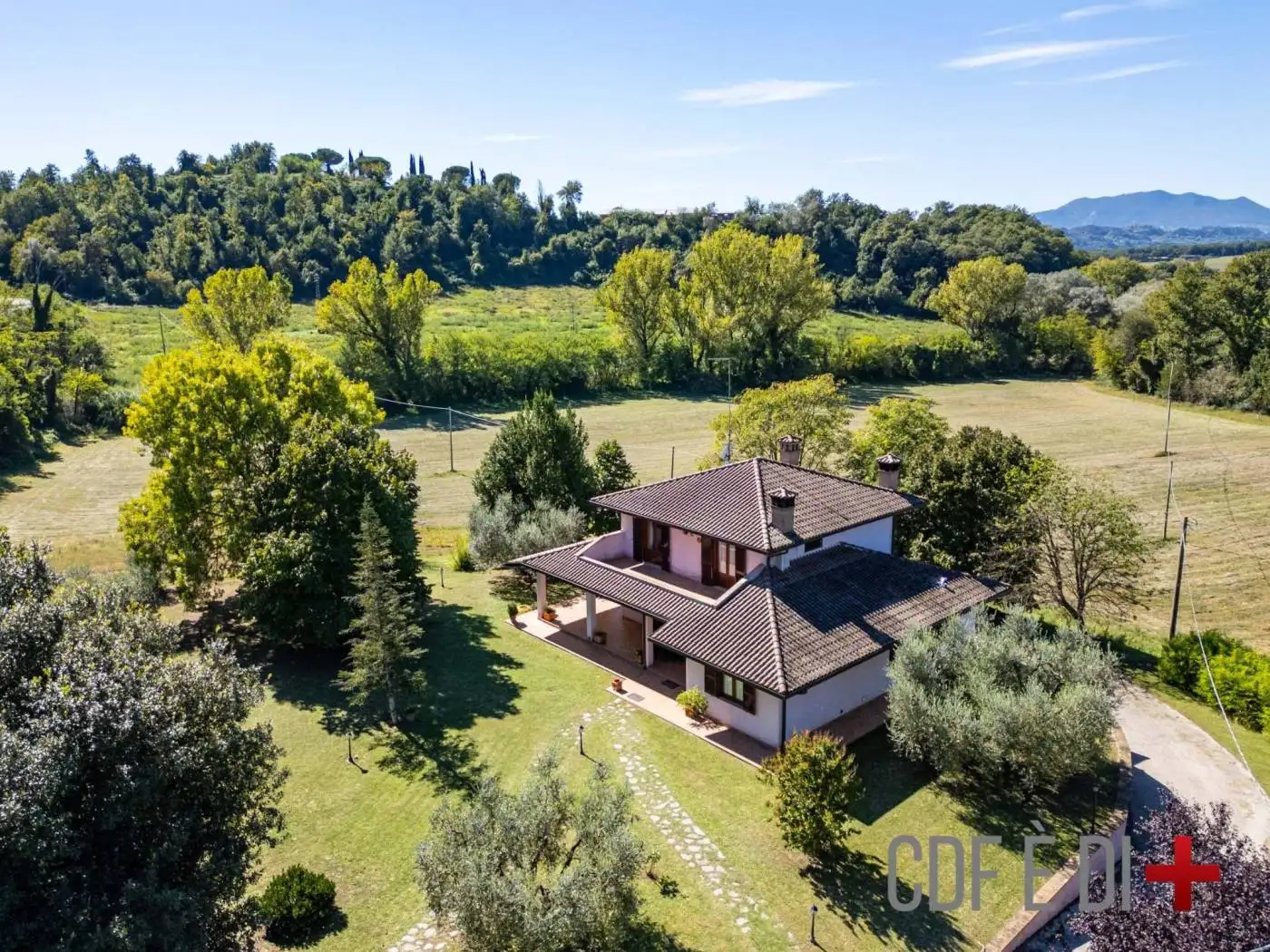 Villa in vendita a Poggio Mirteto