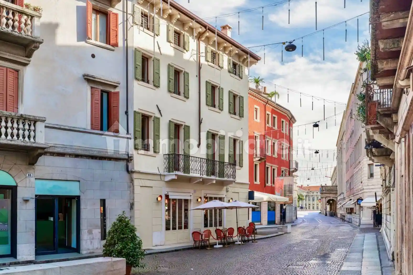 Appartamento in vendita a Verona