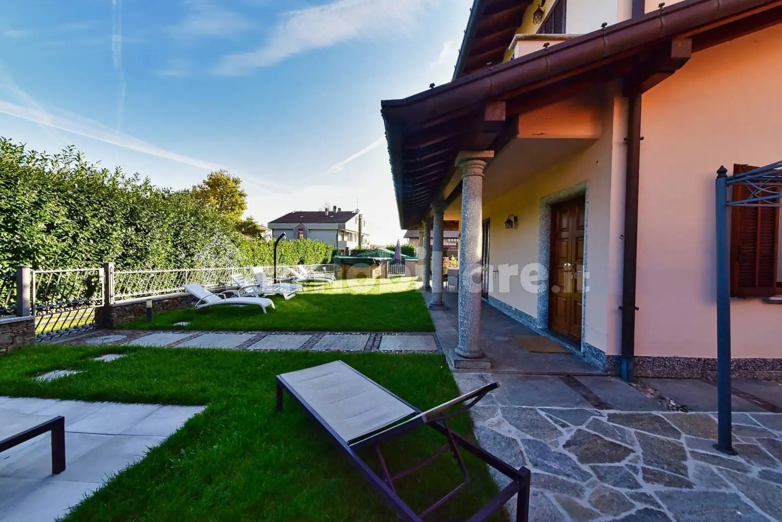 Appartamento in vendita a Erba