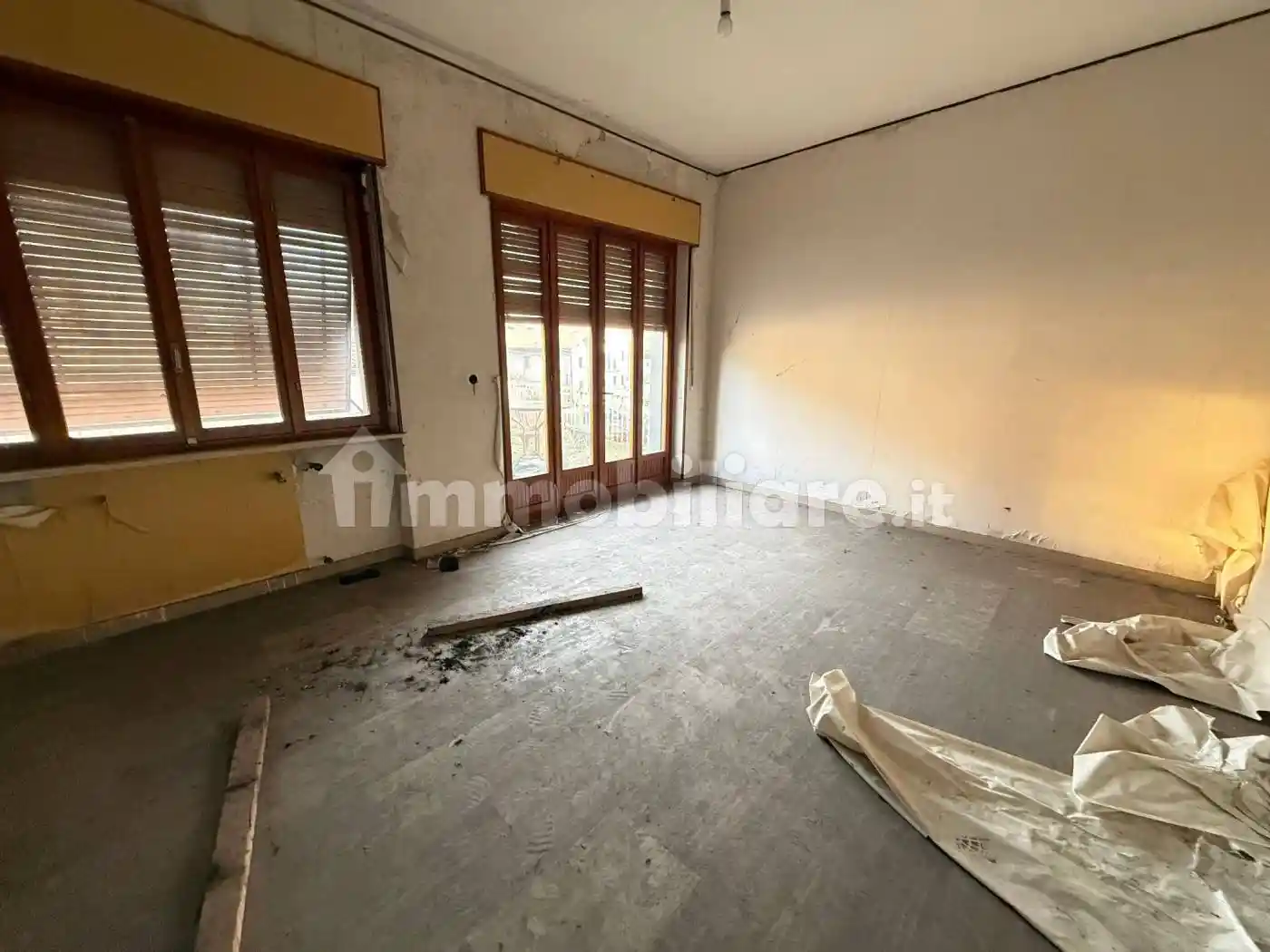 Palazzo - Edificio in Vendita - foto 2