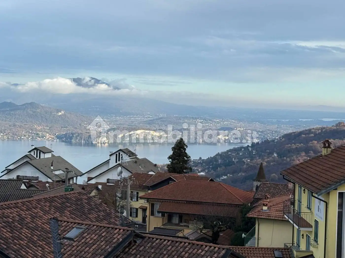 Casa indipendente in vendita a Stresa