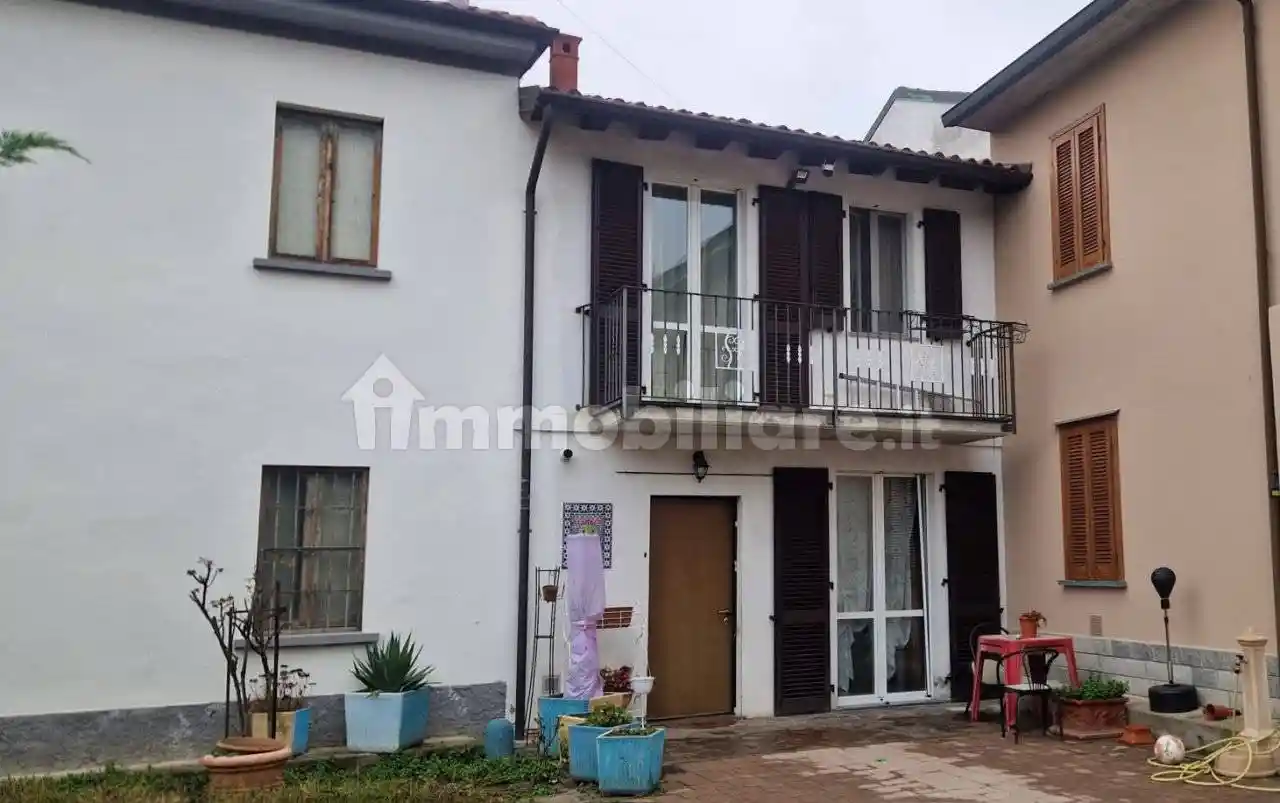 Villa a schiera 5 locali, buono stato, Calignano, Cura Carpignano - foto 3
