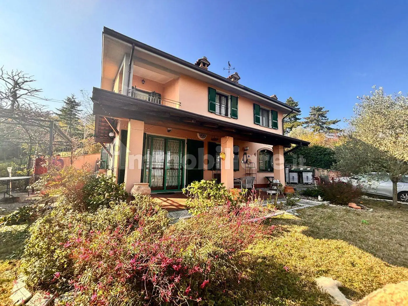 Villa in vendita a Colli Verdi