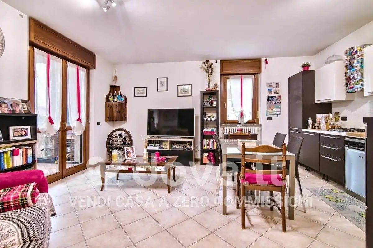 Trilocale via Padri Ladie' 2, Casaletto Lodigiano - foto 3