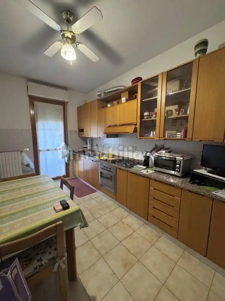 Appartamento buono stato, secondo piano, Rigutino, Arezzo - foto 2