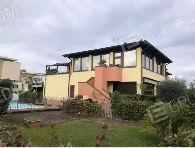 Appartamento in vendita a Desenzano del Garda