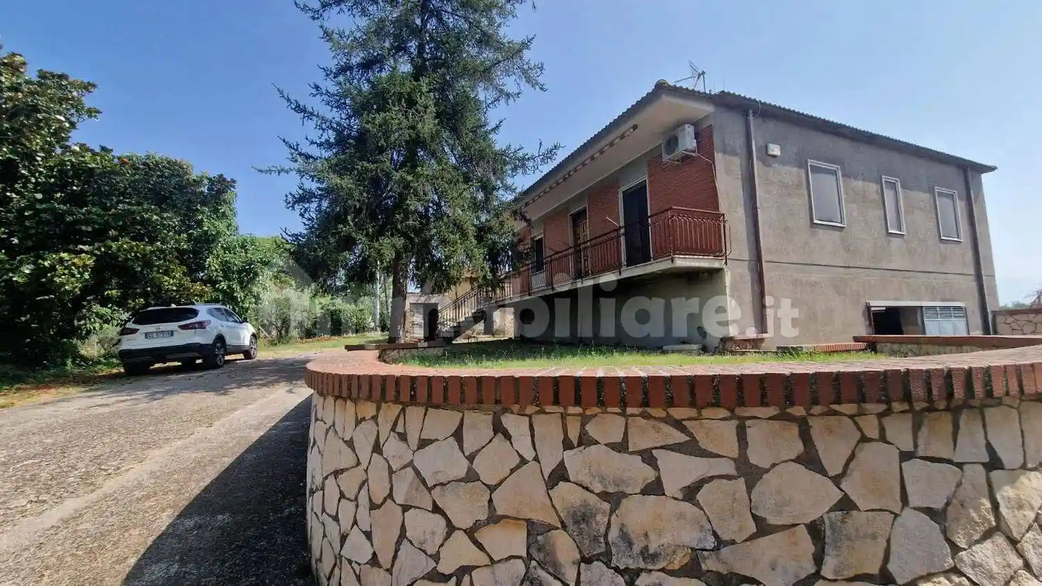 Villa in vendita a Cisterna di Latina
