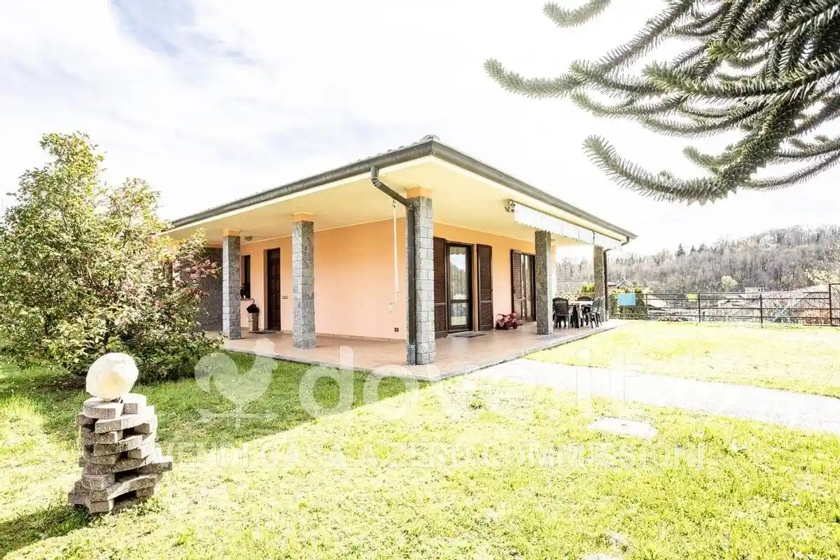 Villa in vendita a Cittiglio