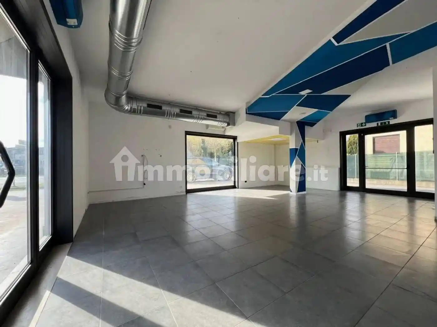 Palazzo - Edificio in vendita a Treviso