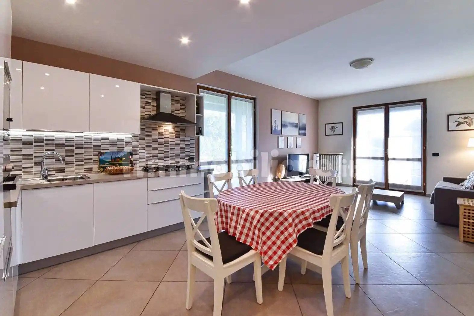 Villa unifamiliare via Cardinal A. Ferrari 12, Centro, Erba - foto 4