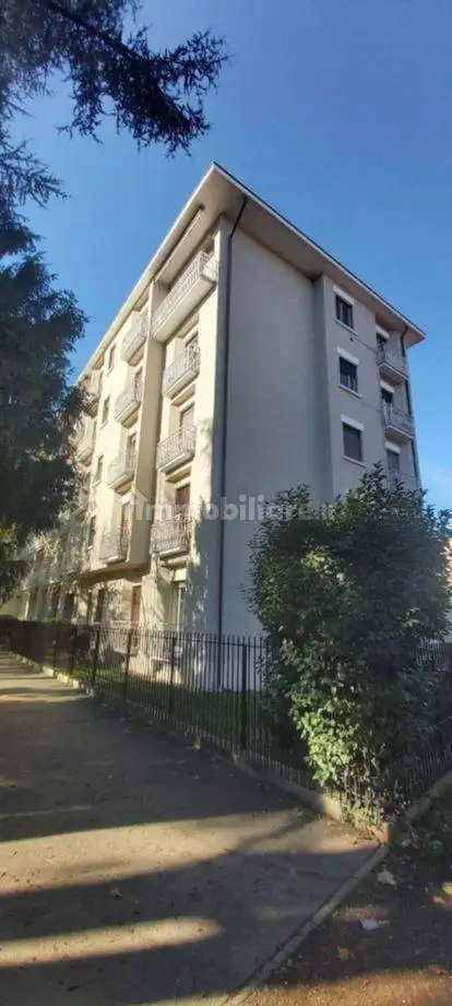 Trilocale via Giuseppe Garibaldi 54, Centro, Cerro Maggiore - foto 2