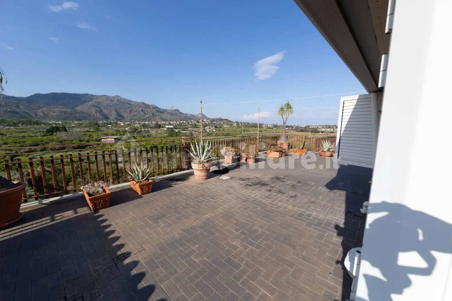 Appartamento in vendita a Calatabiano