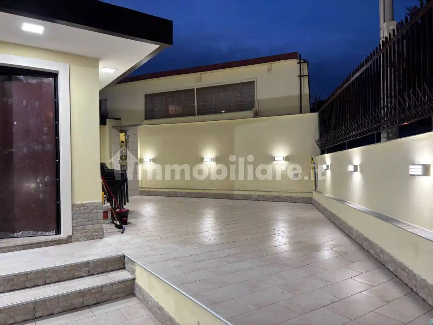 Bilocale via Gaetano Quagliariello 33, Zona Ospedaliera, Napoli - foto 3